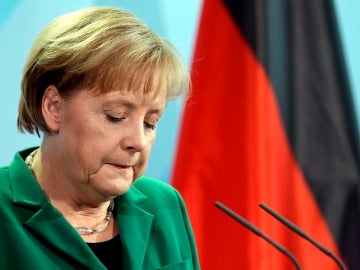 Merkel sortea la crisis