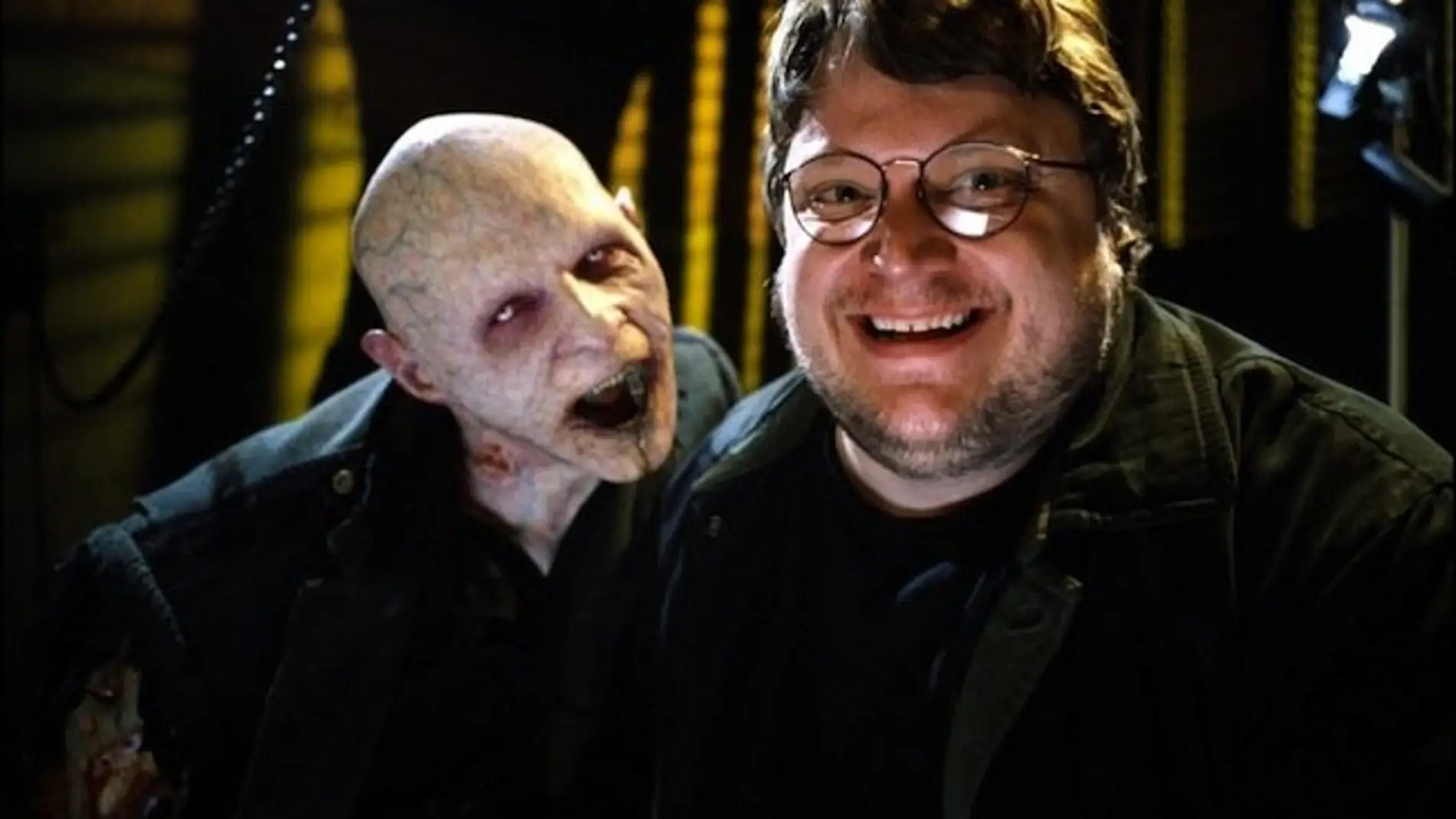 Guillermo del Toro responde a los internautas