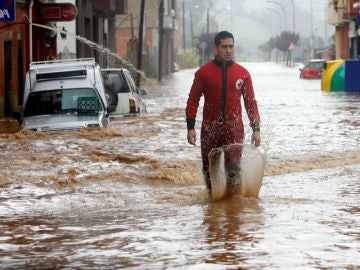 Las lluvias en Asturias se ceban con Villaviciosa 