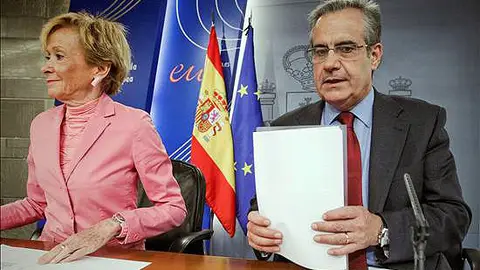 Celestino Corbacho con la vicepresidenta Celestino Corbacho con la vicepresidenta