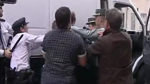 Agreden a su padre tras conocer la sentencia Agreden a su padre tras conocer la sentencia