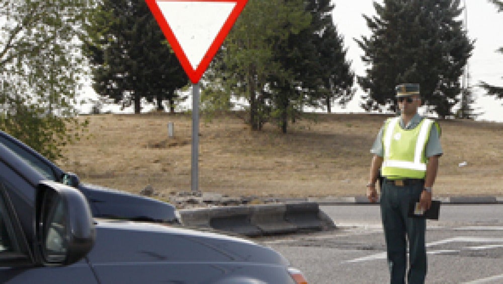 El carné por puntos reduce el riesgo de morir en la carretera