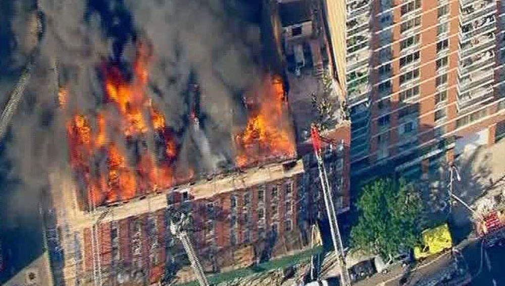 Espectacular incendio en Nueva York