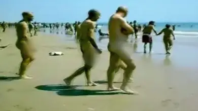 Increpan a tres hombres por hacer nudismo en una playa donde estaba prohibido Increpan a tres hombres por hacer nudismo en una playa donde estaba prohibido