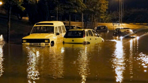Inundaciones en el barrio pamplon&eacute;s de Mendebaldea