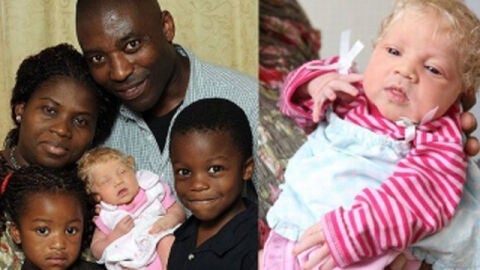 Beb&eacute; blanco de padres negros