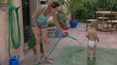 Los vecinos de Cerradura recuperan el suministro de agua tras cinco meses de avería
