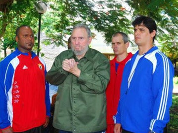 Fidel Castro viste de verde