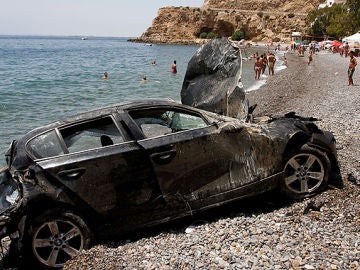 Accidente de tráfico sobre la playa