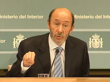 Rubalcaba habla de la hulega de "bolis caídos" Rubalcaba habla de la hulega de "bolis caídos"