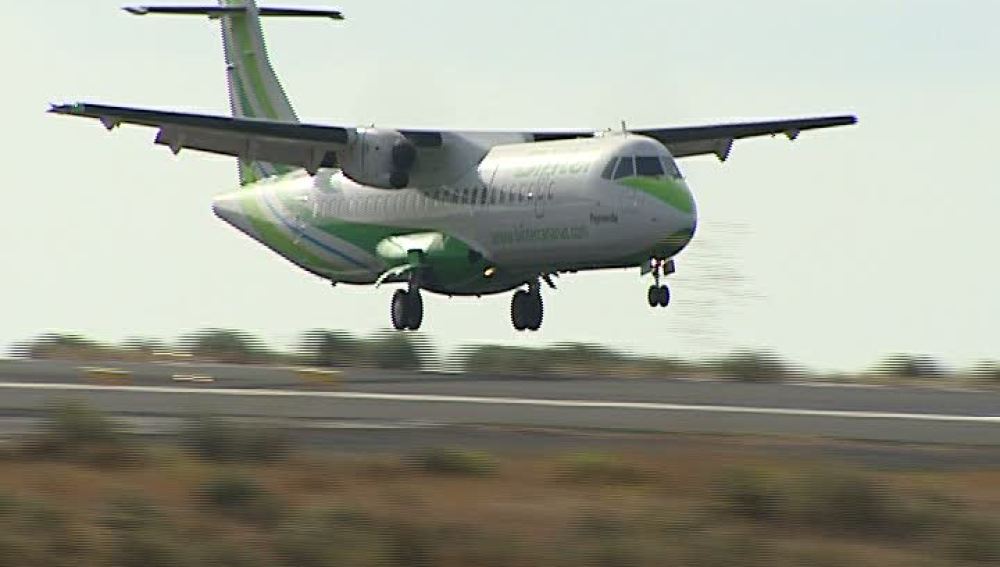 El aeropuerto de la Gomera funciona sin controladores aéreos