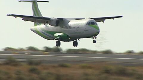 El aeropuerto de la Gomera funciona sin controladores a&eacute;reos