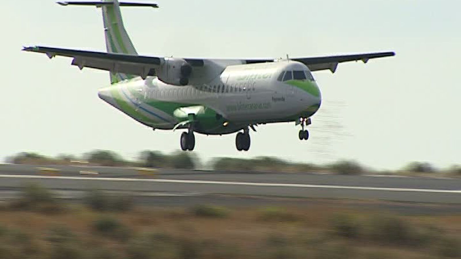 El aeropuerto de La Gomera funciona sin controladores aéreos