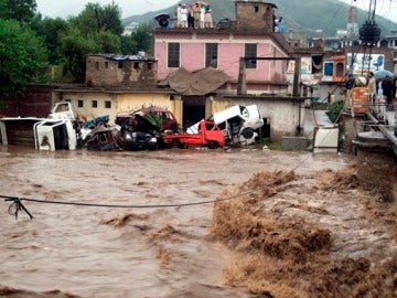 La localidad paquistaní de Swat sufre inundaciones