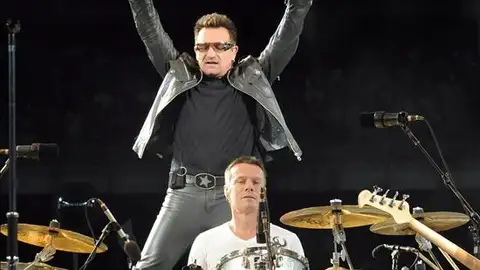 U2 retoma su gira en Turín U2 retoma su gira en Turín