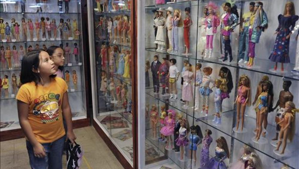 Barbie 'invade' México