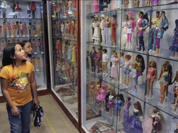 Barbie 'invade' México