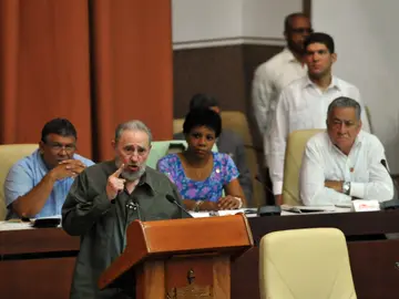 Fidel Castro reaparece Fidel Castro reaparece