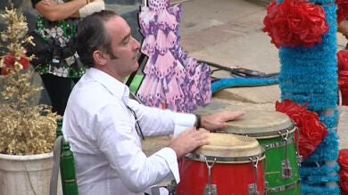Las calles de Alájar se convierten por unos días en escenarios de Bollywood