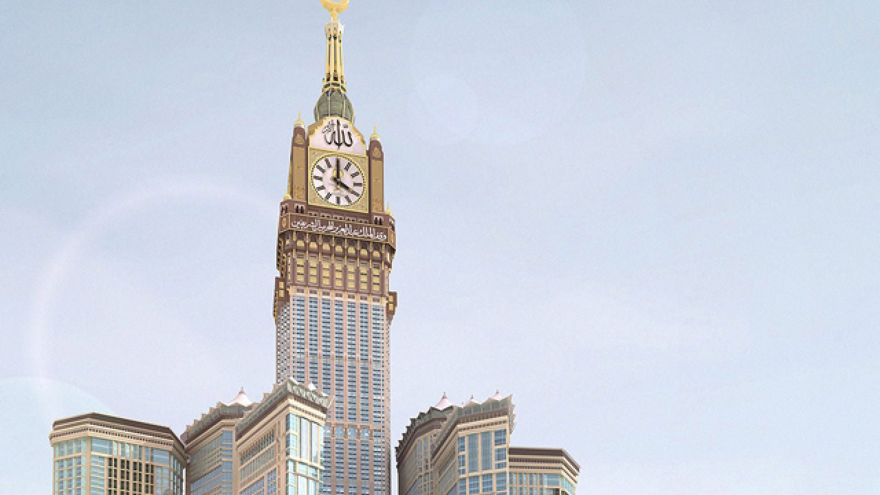 El reloj más grande del mundo ya mira hacia La Meca