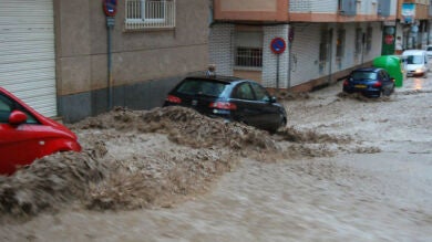 Llueve con intensidad en Murcia y la Comunidad Valenciana