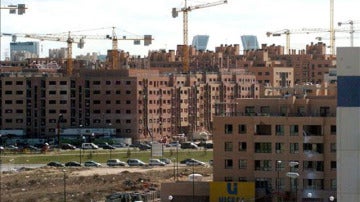 Imagen de varios edificios en fase de construcción