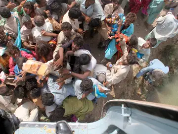 Ayuda urgente para Pakistán Ayuda urgente para Pakistán