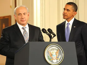 Obama escucha a Benjamin Netanyahu en la conferencia de prensa Obama escucha a Benjamin Netanyahu en la conferencia de prensa
