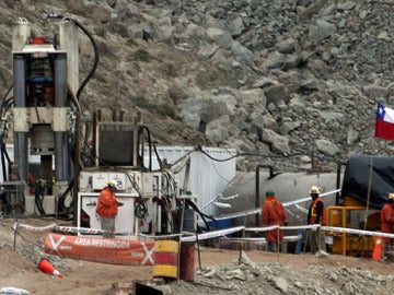 Reanudan los trabajos de perforación en la mina de Chile 