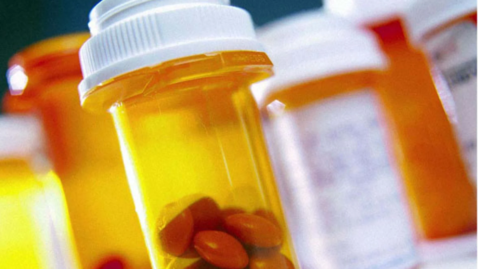 Bruselas denuncia a España por negar a los pensionistas de la UE el acceso a medicamentos gratis Bruselas denuncia a España por negar a los pensionistas de la UE el acceso a medicamentos gratis