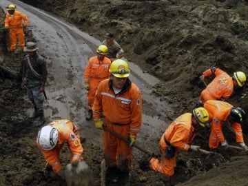 Trabajos de rescate en Guatemala