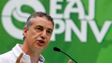 Urkullu tacha de 'provocaci&oacute;n' la prohibici&oacute;n de la marcha de Bilbao