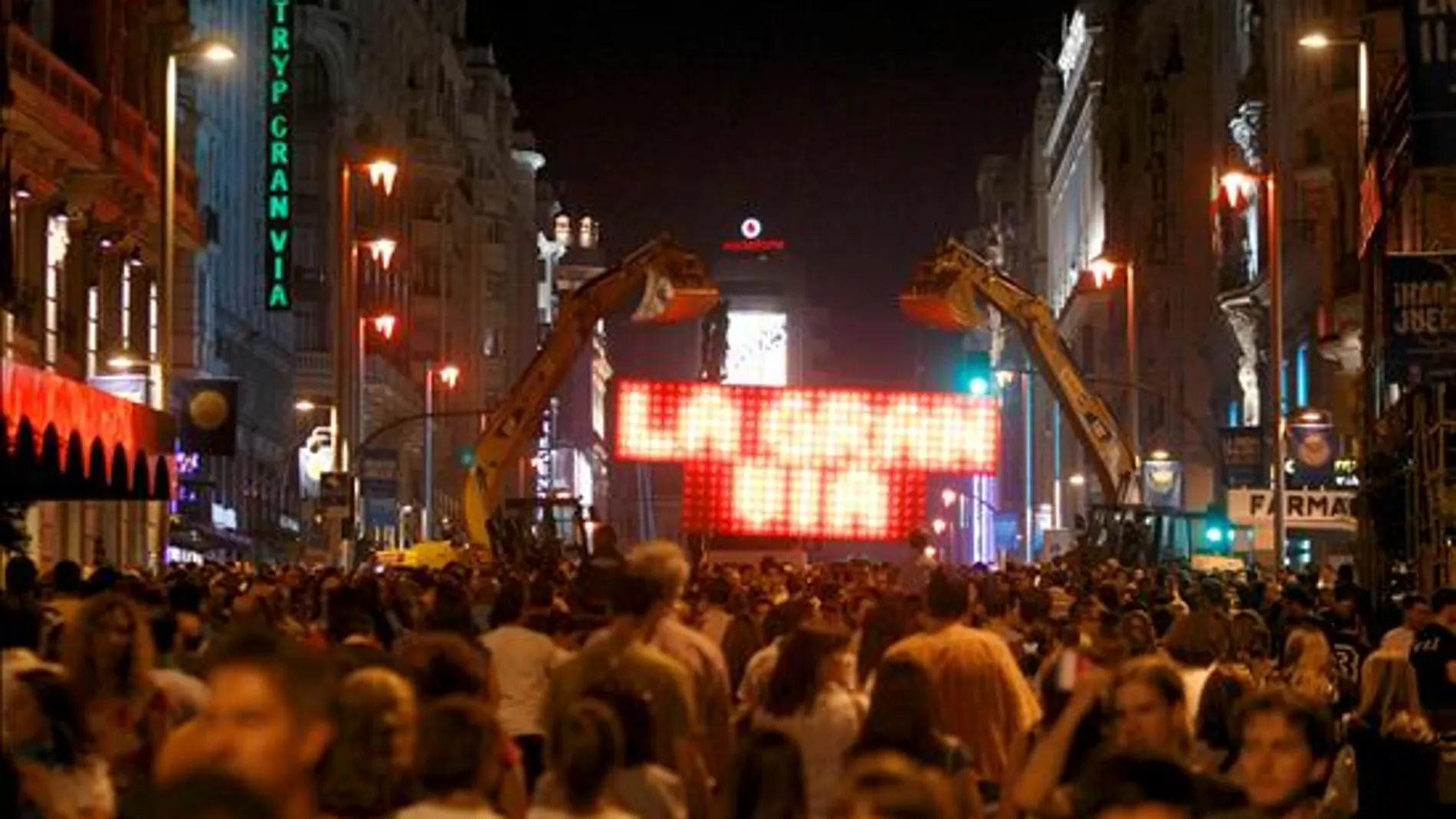 La Gran Via fue una de las protagonistas de esta espectacular noche madrileña La Gran Via fue una de las protagonistas de esta espectacular noche madrileña