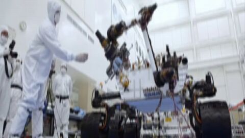 Preparaci&oacute;n de la nave Curiosity para futura misi&oacute;n a Marte