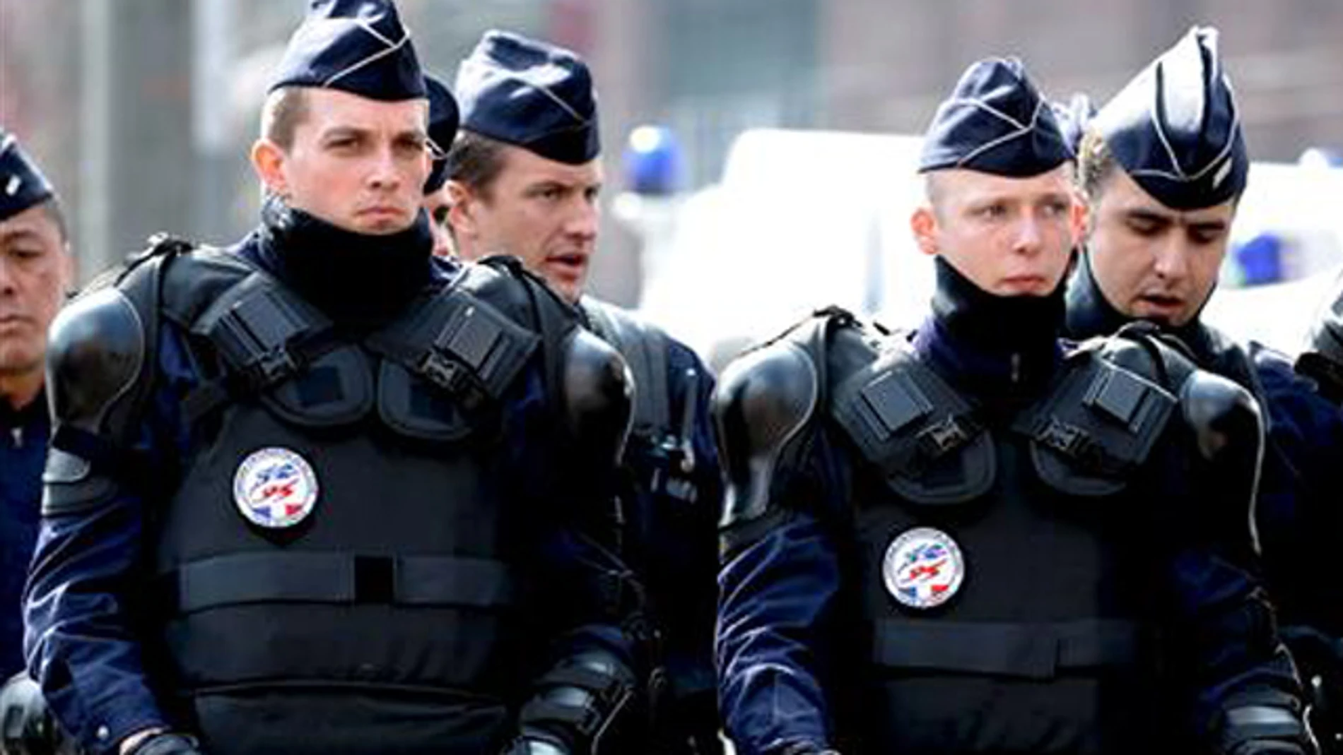Francia eleva la vigilancia antiterrorista Francia eleva la vigilancia antiterrorista