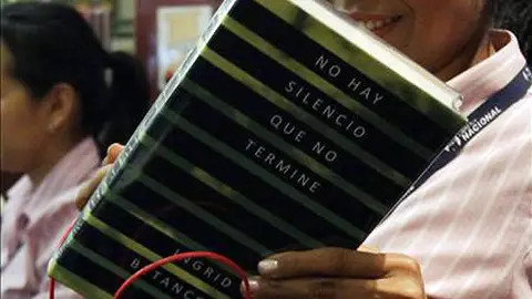 Polémico segundo libro de Betancourt Polémico segundo libro de Betancourt