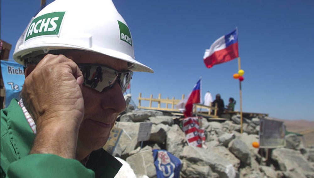 Los mineros de Chile, casi rescatados