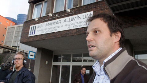 El director de la empresa Magyar Alum&iacute;nium