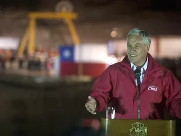 Sebastián Piñera informa del éxito del rescate Sebastián Piñera informa del éxito del rescate