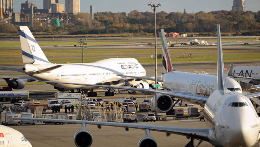 Avión que fue escoltado por aviones militares hasta Estados Unidos