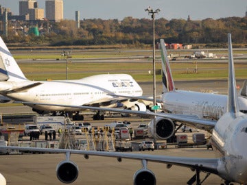 Avión que fue escoltado por aviones militares hasta Estados Unidos