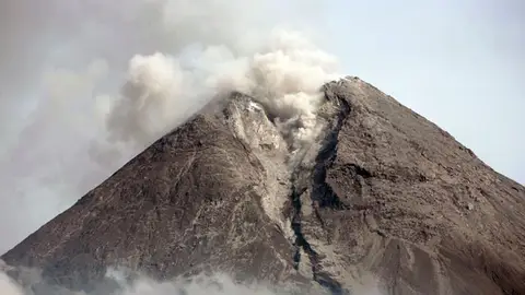 El volcán Merapi El volcán Merapi