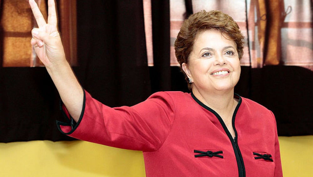 Dilma Rousseff, la candidata de Lula, gana las elecciones