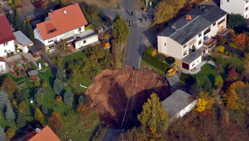 Socavón de 20 metros en Alemania