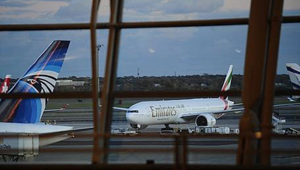 El avión sospechoso, en el JFK