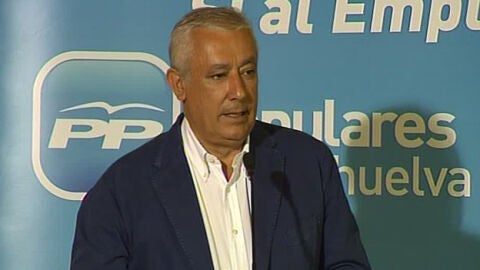 Arenas: "Rubalcaba no es el cambio que Espa&ntilde;a necesita"