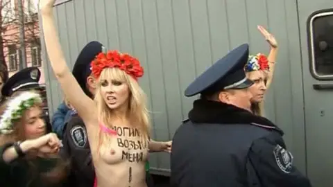 Protesta en top less Protesta en top less