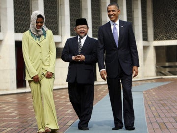 Obama, durante su visita a Yakarta