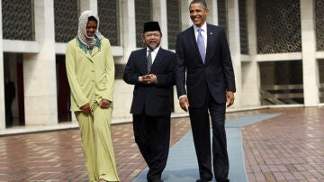 Obama, durante su visita a Yakarta