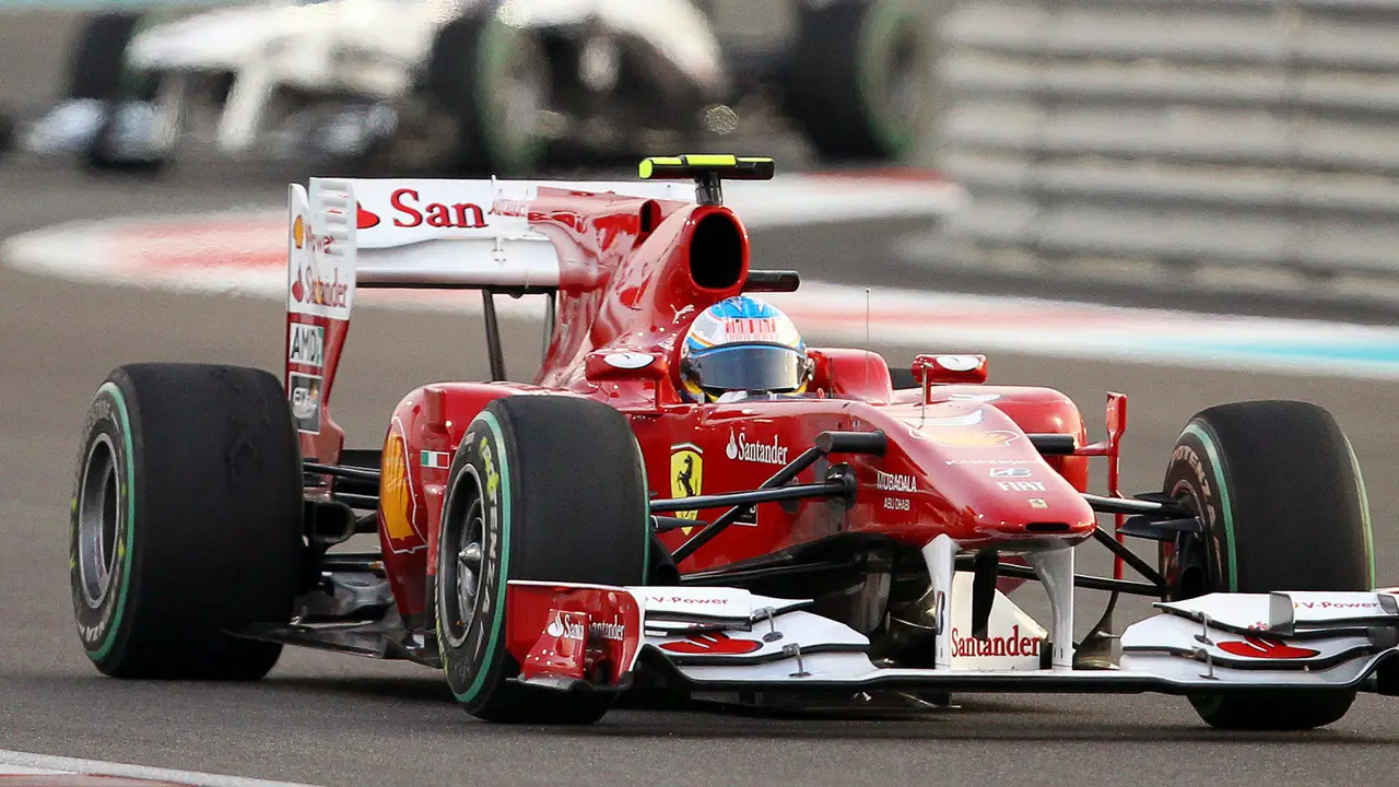 Fernando Alonso en el circuito de Yas Marina